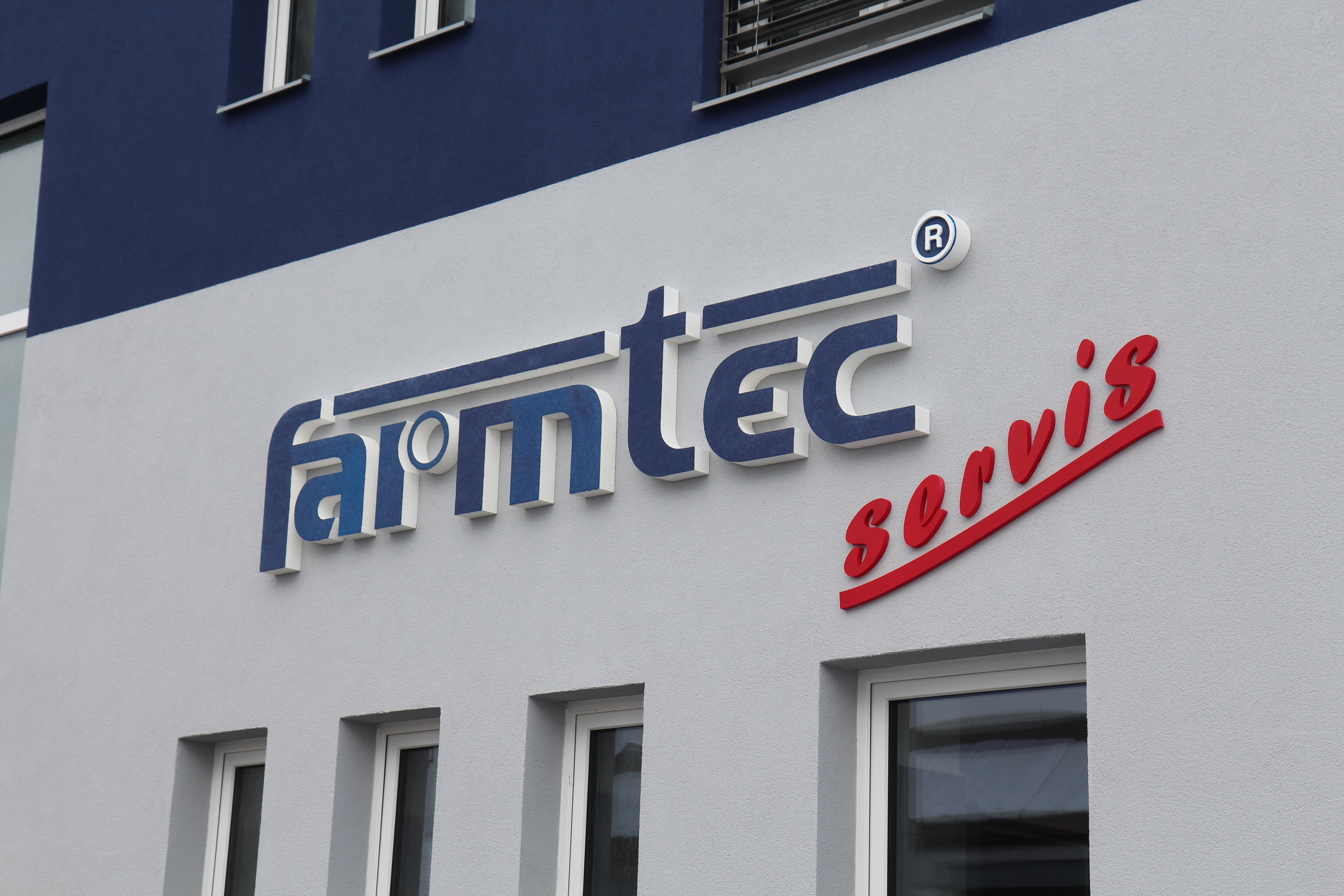 Farmtec - nová budova Jistebnice