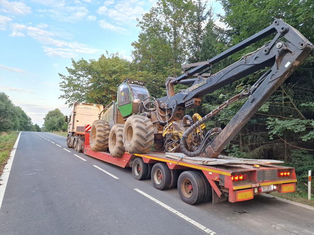 Uniles - České Švýcarsko